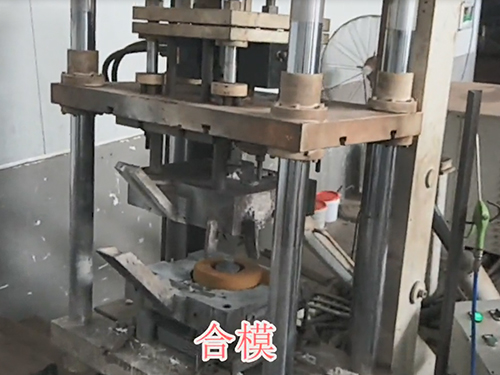 重力铸造机生产视频